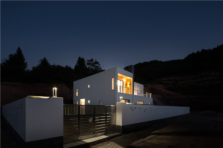 栖于山麓18庭院夜景.jpg
