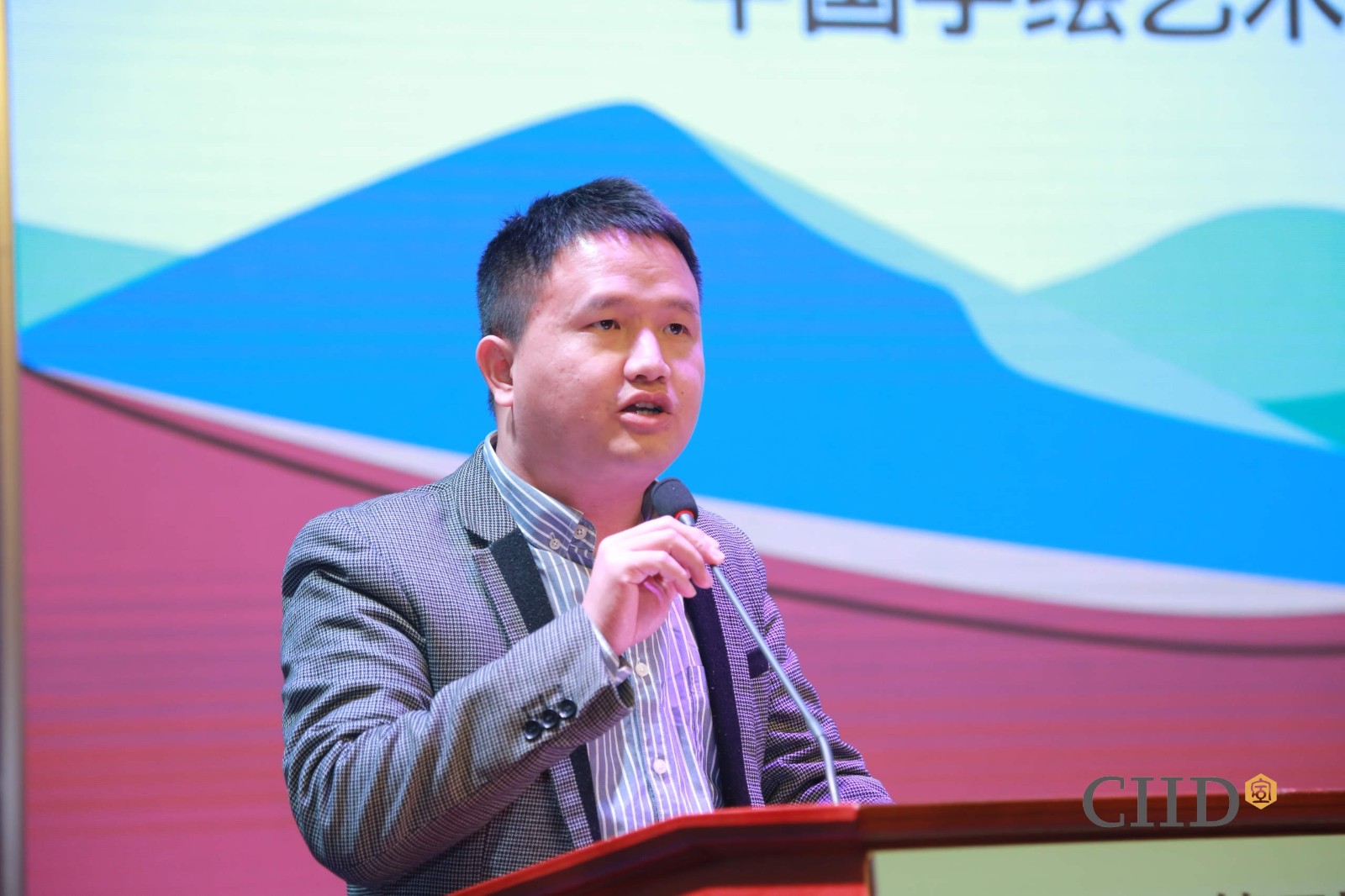 1635301520367535.jpg 15黄文忠分享.jpg